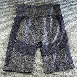 GYMSHARK bike shorts